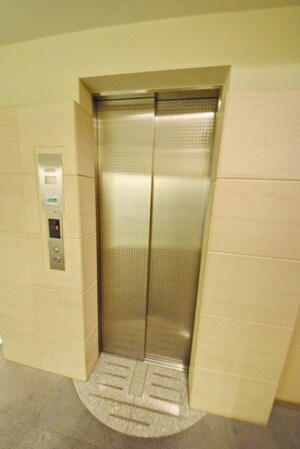 コンフォリア神田神保町の物件内観写真